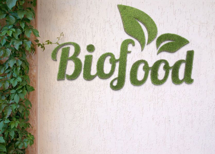 Lettre et logo dibond avec vegetal synthetique bio food